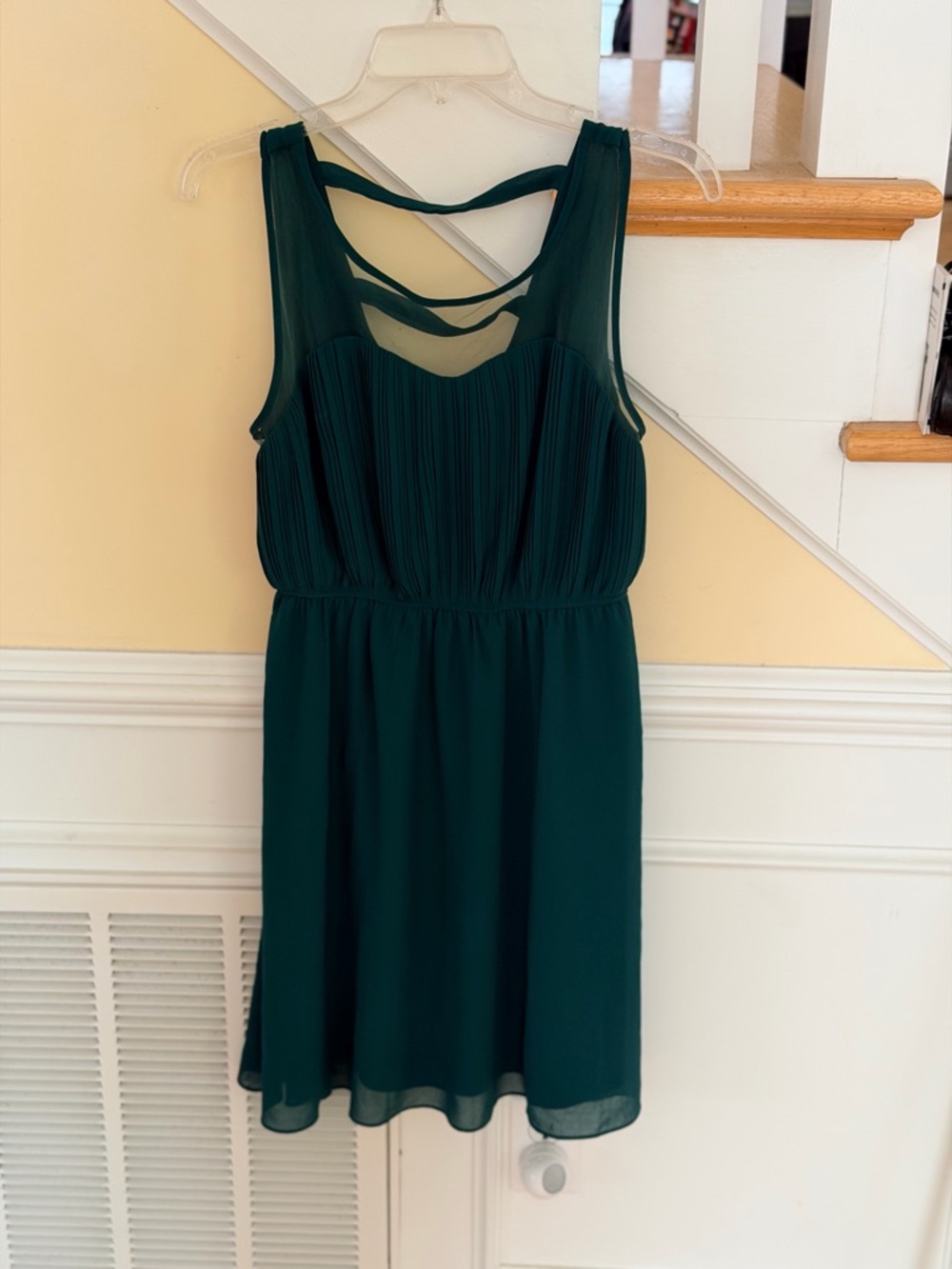 Ladies Size Large "YA Los Angeles" Emerald Green Sleeveless Mini Dress GUC ❤️